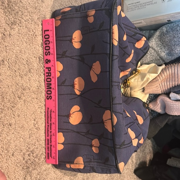 Tory Burch Channing Floral Print Canvas & Leather Tote - Picture 12 of 16